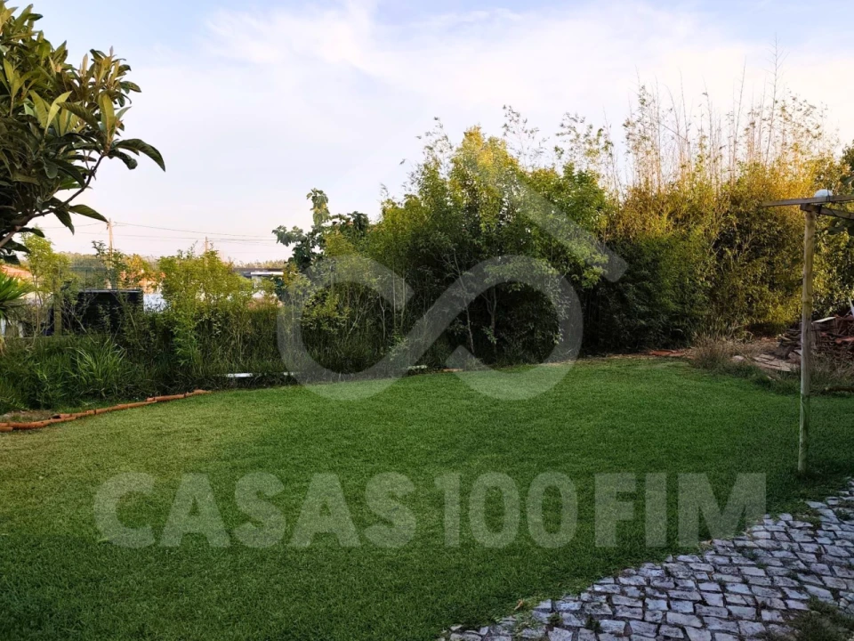 Moradia T5 para Venda em Marinha Grande Foto 13