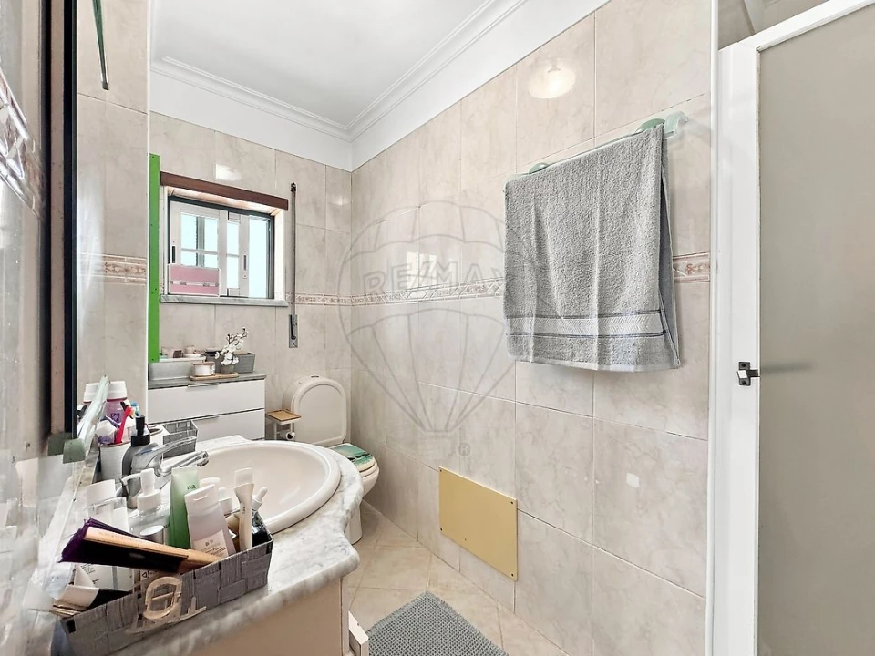 Apartamento T3 para Venda em Alcochete Foto 9