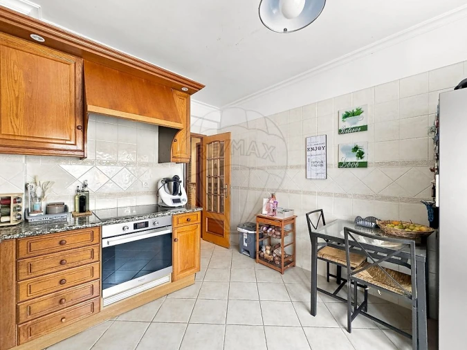 Apartamento T3 para Venda em Alcochete Foto 26