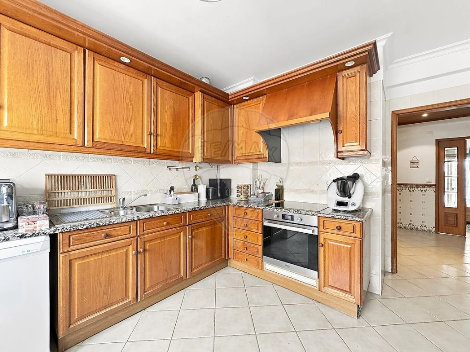 Apartamento T3 para Venda em Alcochete Foto 25