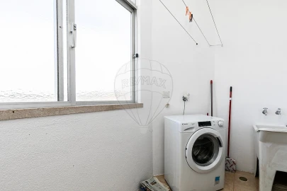 Apartamento T2 para Arrendamento em Lumiar