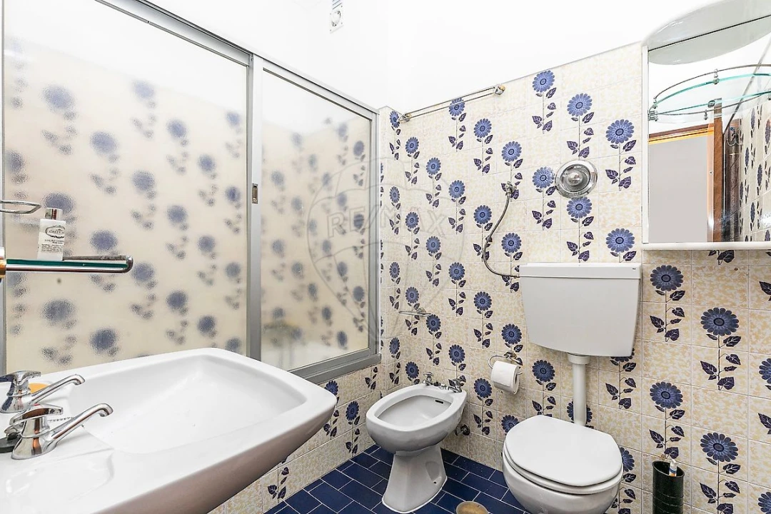 Apartamento T2 para Arrendamento em Lumiar Foto 8