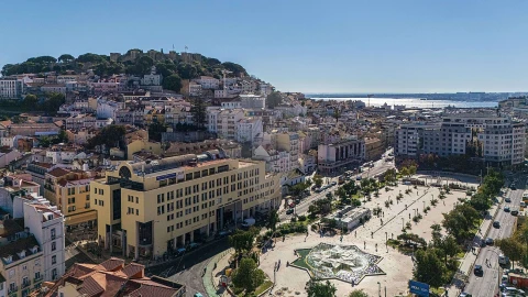 Apartamento T1 para Arrendamento em Santa Maria Maior