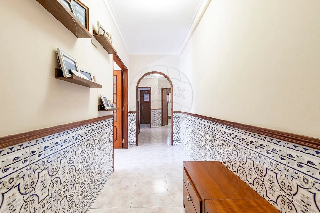 Apartamento T3 para Venda em Agualva e Mira-Sintra Foto 22