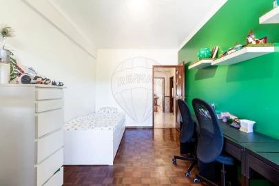 Apartamento T3 para Venda em Agualva e Mira-Sintra