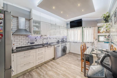 Apartamento T2 para Venda em Ramada e Caneças