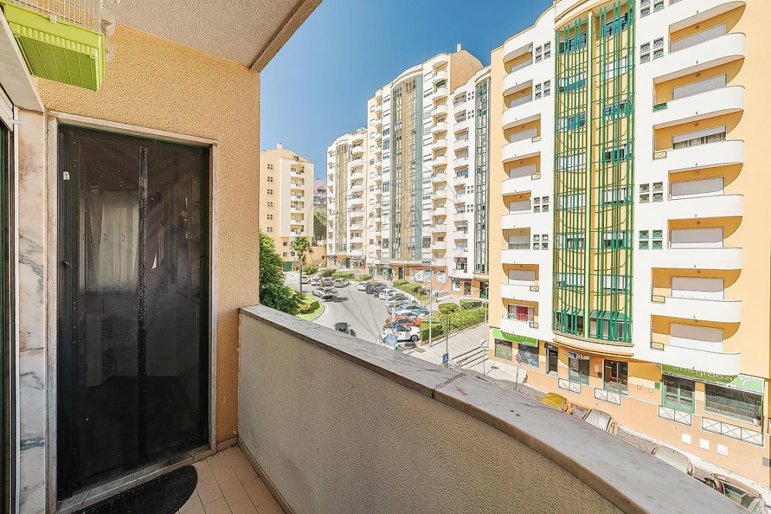 Apartamento T2 para Venda em Ramada e Caneças Foto 43