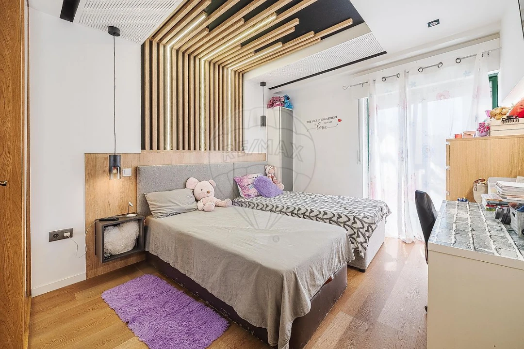 Apartamento T2 para Venda em Ramada e Caneças Foto 21