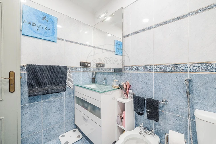 Apartamento T2 para Venda em Ramada e Caneças Foto 14