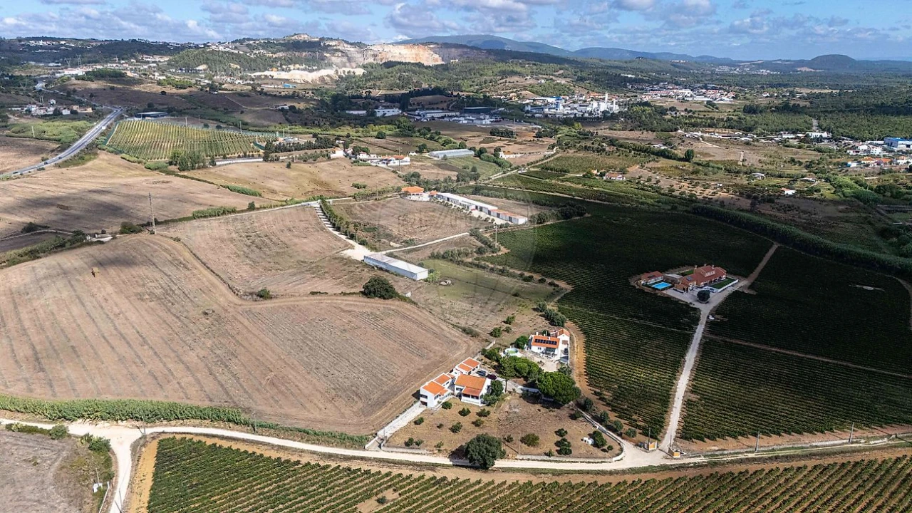 Moradia T2 para Venda em Alenquer (Santo Estêvão e Triana) Foto 32