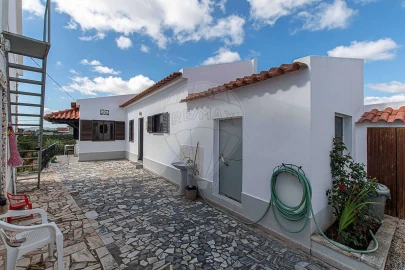 Moradia T2 para Venda em Alenquer (Santo Estêvão e Triana)