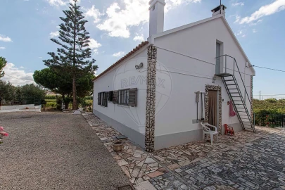 Moradia T2 para Venda em Alenquer (Santo Estêvão e Triana)