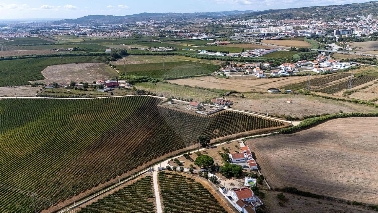 Moradia T2 para Venda em Alenquer (Santo Estêvão e Triana) Foto 29