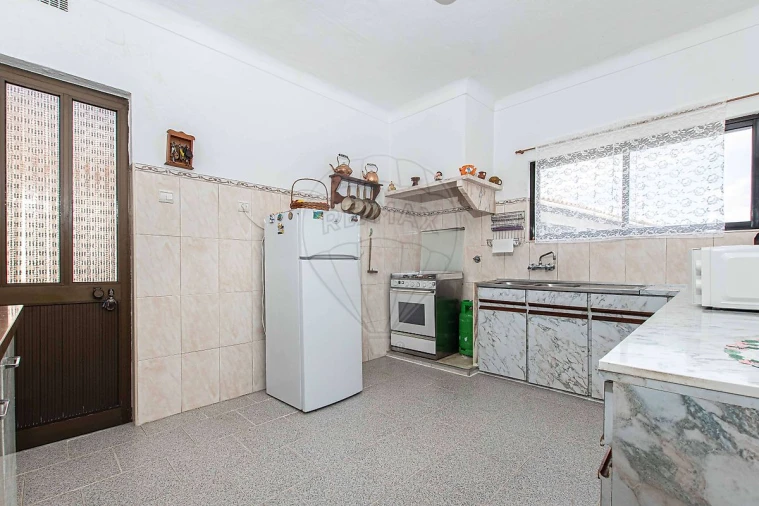 Moradia T2 para Venda em Alenquer (Santo Estêvão e Triana) Foto 24