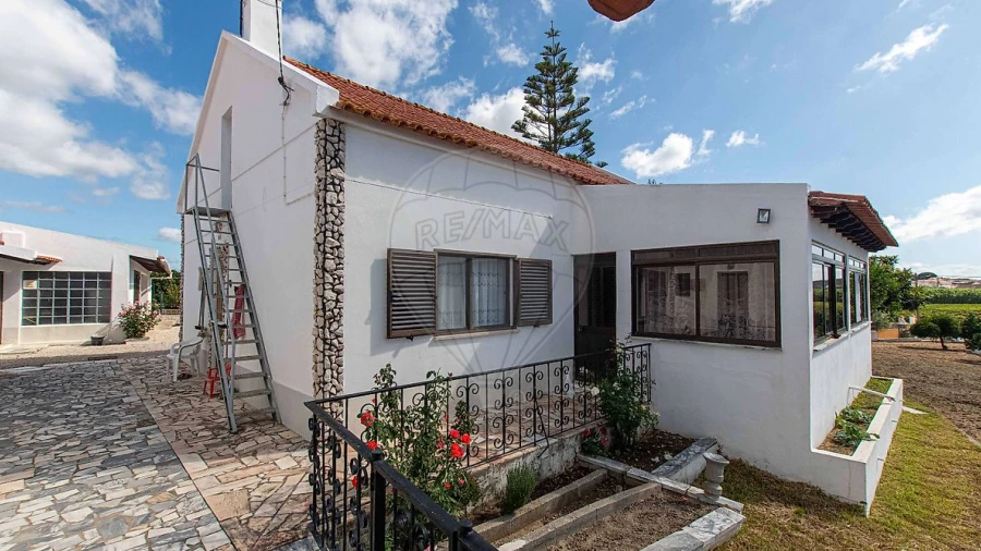 Moradia T2 para Venda em Alenquer (Santo Estêvão e Triana)