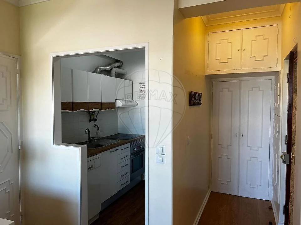 Apartamento T1 para Venda em Alcabideche Foto 13