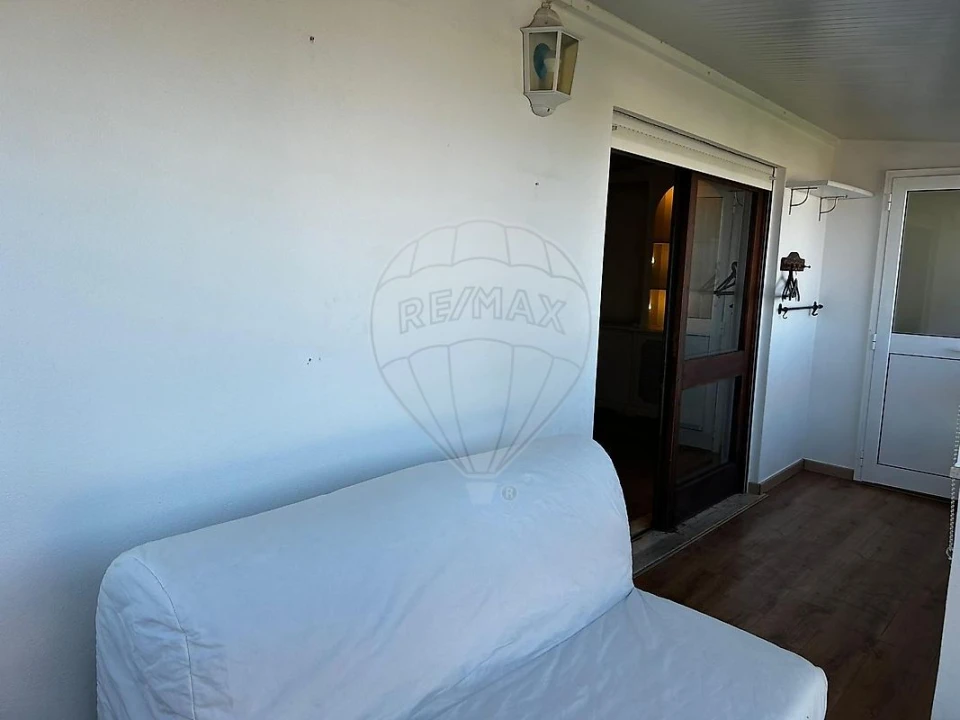 Apartamento T1 para Venda em Alcabideche Foto 4