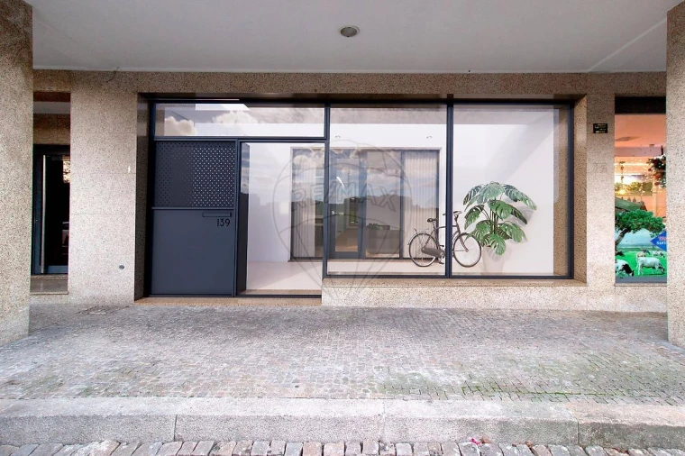 Apartamento T2 para Arrendamento em Figueiro Foto 12