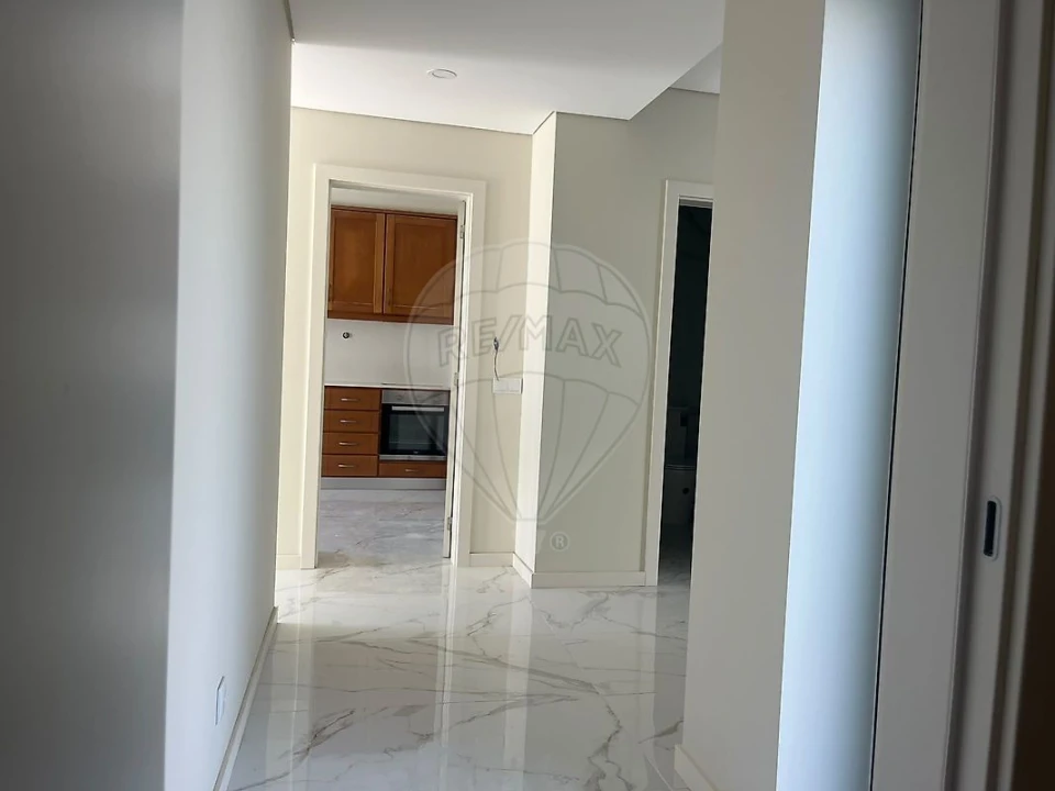 Moradia T4 para Arrendamento em Silvalde Foto 24