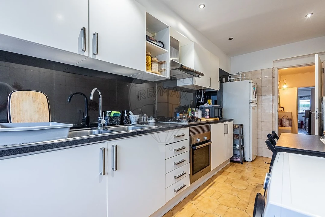 Apartamento T2 para Venda em Vila Franca de Xira Foto 2