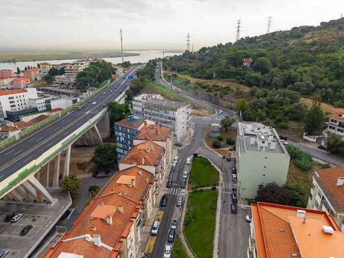 Apartamento T2 para Venda em Vila Franca de Xira Foto 19