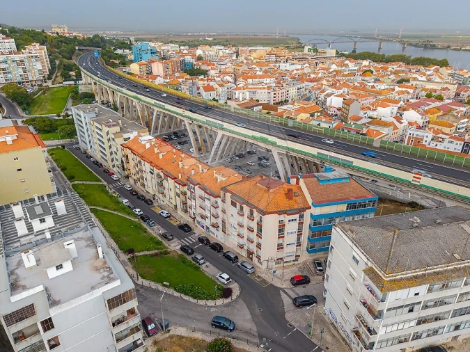 Apartamento T2 para Venda em Vila Franca de Xira Foto 14