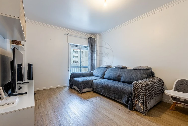 Apartamento T2 para Venda em Vila Franca de Xira Foto 39