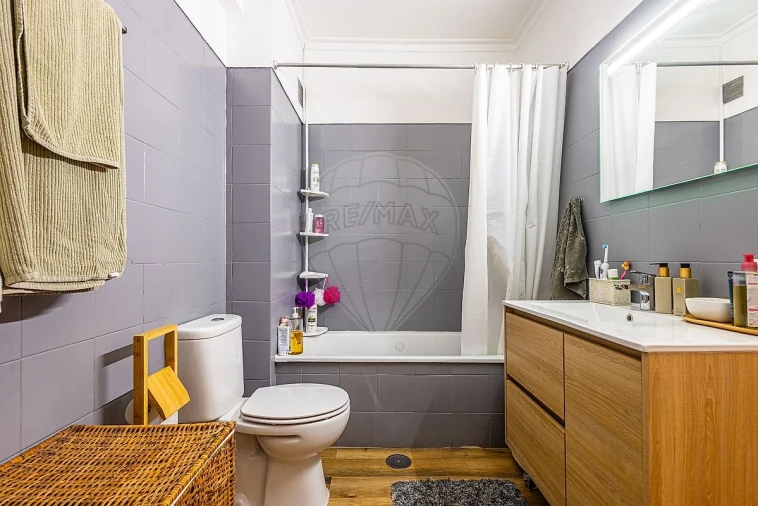 Apartamento T2 para Venda em Vila Franca de Xira Foto 32