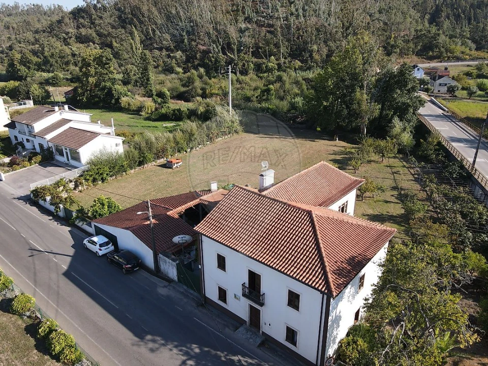Moradia T5 para Venda em Gondemaria e Olival Foto 27