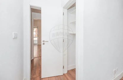 Apartamento T2 para Venda em Algés, Linda-A-Velha e Cruz Quebrada-Dafundo