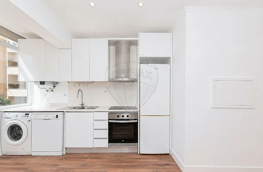 Apartamento T2 para Venda em Algés, Linda-A-Velha e Cruz Quebrada-Dafundo Foto 6