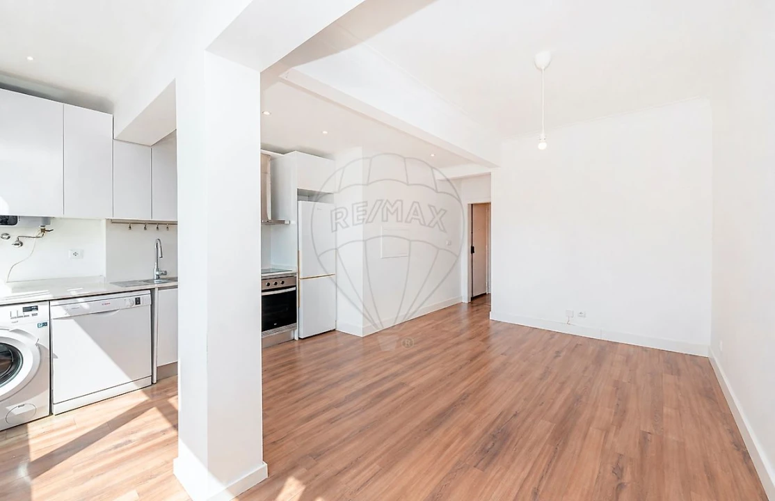 Apartamento T2 para Venda em Algés, Linda-A-Velha e Cruz Quebrada-Dafundo Foto 4