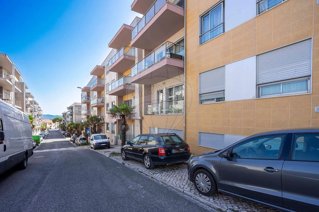 Apartamento T2 para Venda em São Martinho do Porto Foto 34