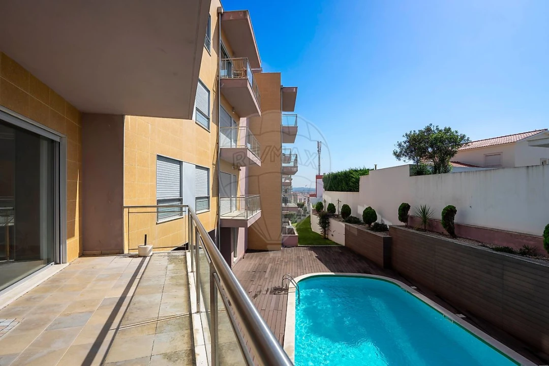 Apartamento T2 para Venda em São Martinho do Porto Foto 20
