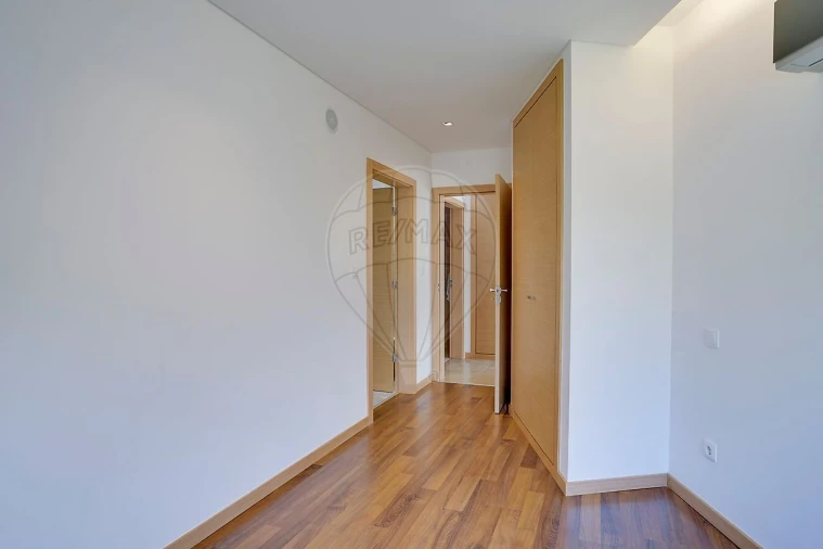 Apartamento T2 para Venda em São Martinho do Porto Foto 6