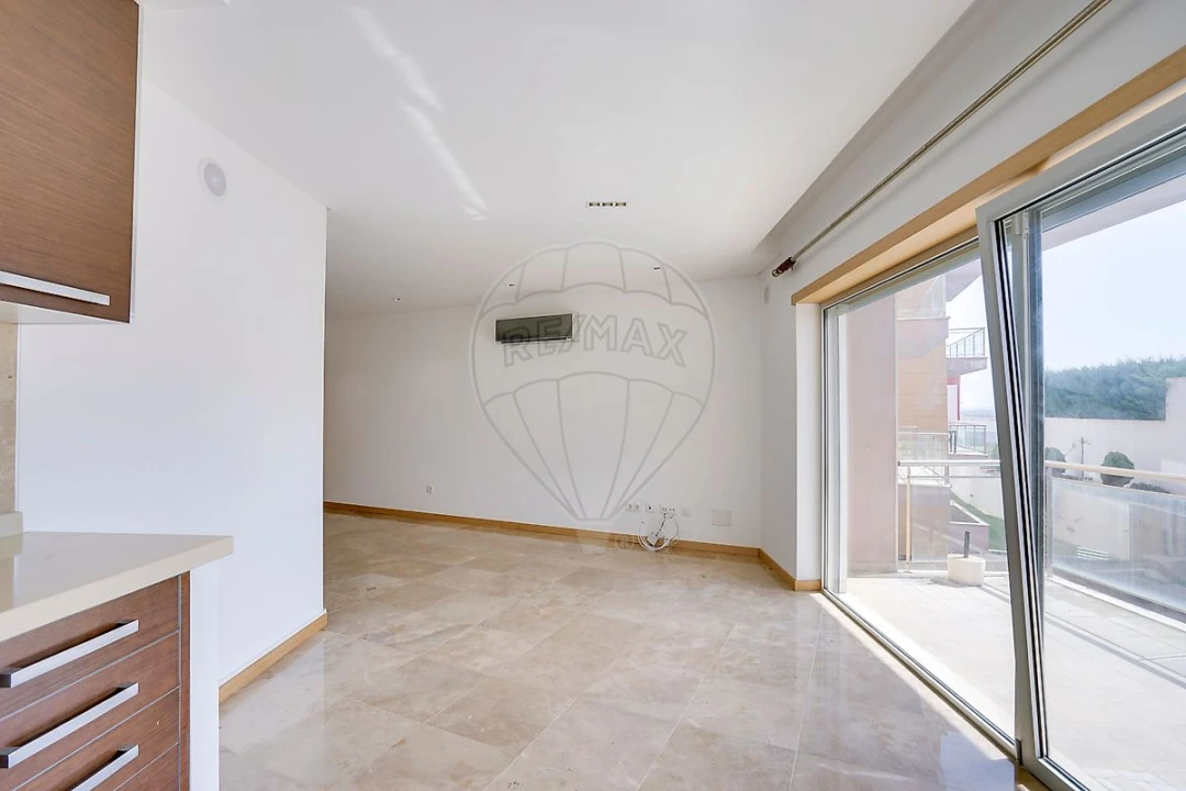 Apartamento T2 para Venda em São Martinho do Porto Foto 18