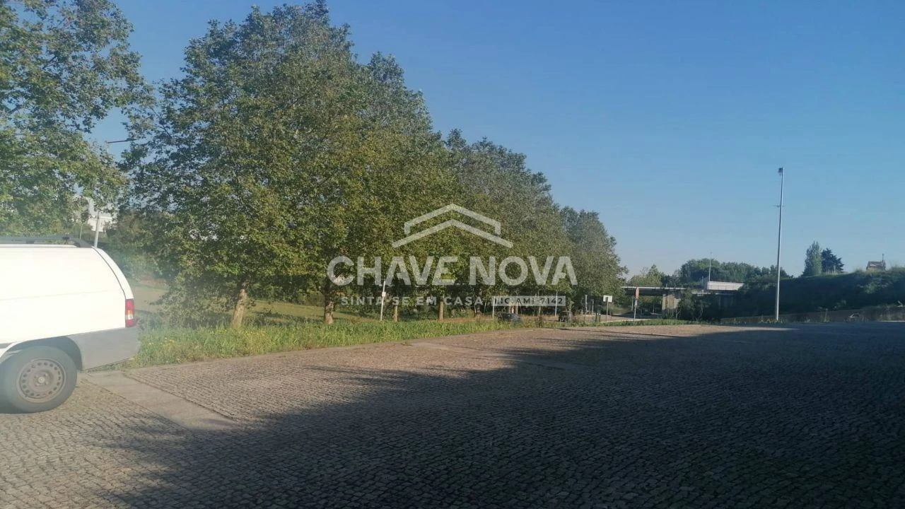 Terreno para Venda em Custóias, Leça do Balio e Guifões Foto 4