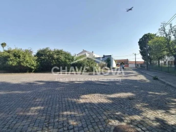 Terreno para Venda em Custóias, Leça do Balio e Guifões