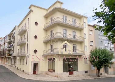 Apartamento T3 para Venda em Falagueira-Venda Nova