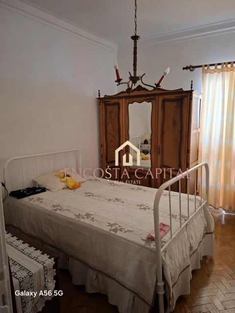 Apartamento T3 para Venda em Falagueira-Venda Nova