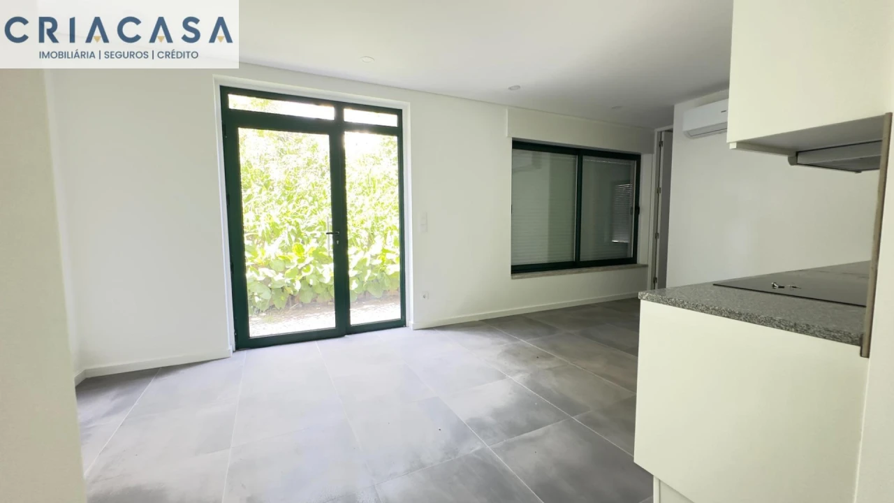 Apartamento T1 para Venda em Repeses e São Salvador Foto 6