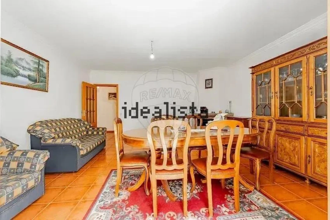 Apartamento T2 para Venda em Santa Eulália Foto 11