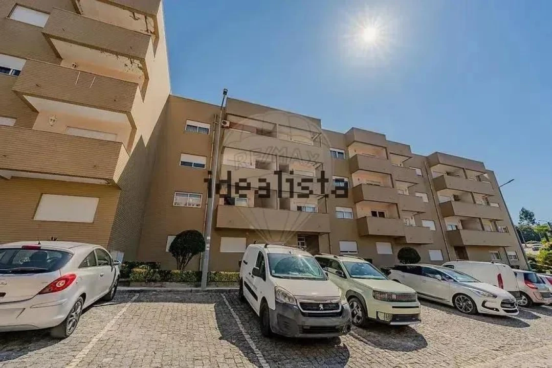 Apartamento T2 para Venda em Santa Eulália Foto 25