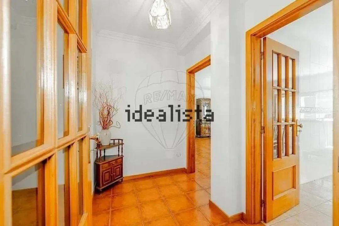 Apartamento T2 para Venda em Santa Eulália Foto 5