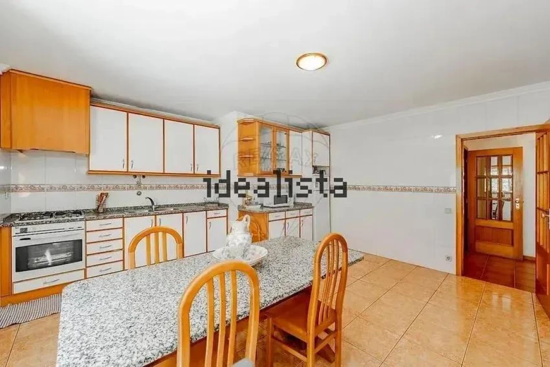 Apartamento T2 para Venda em Santa Eulália Foto 7