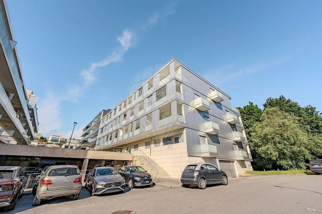 Apartamento T3 para Venda em Braga (Maximinos, Sé e Cividade) Foto 32