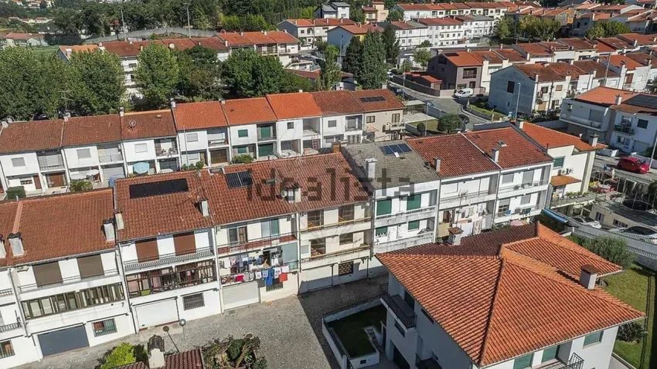 Moradia T4 para Venda em Braga (Maximinos, Sé e Cividade) Foto 31