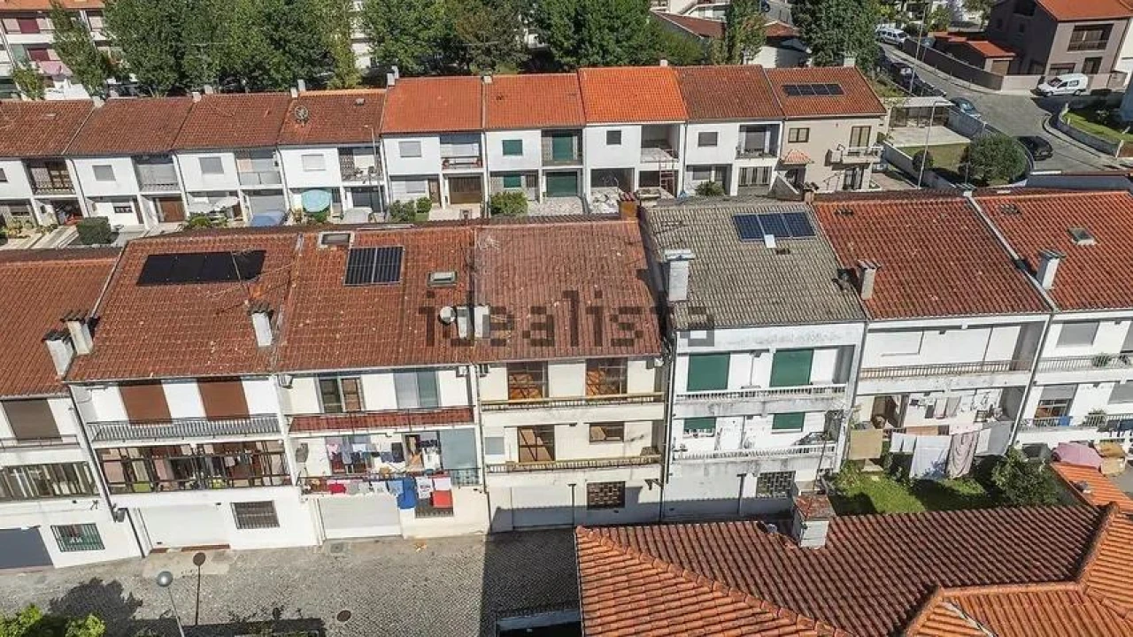 Moradia T4 para Venda em Braga (Maximinos, Sé e Cividade) Foto 32