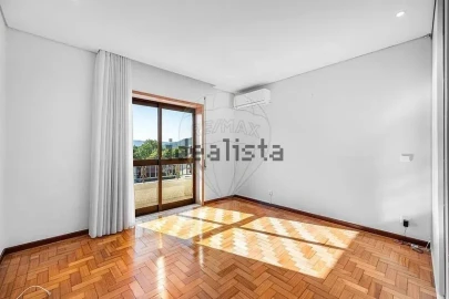 Moradia T4 para Venda em Braga (Maximinos, Sé e Cividade)