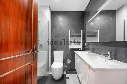 Moradia T4 para Venda em Braga (Maximinos, Sé e Cividade)